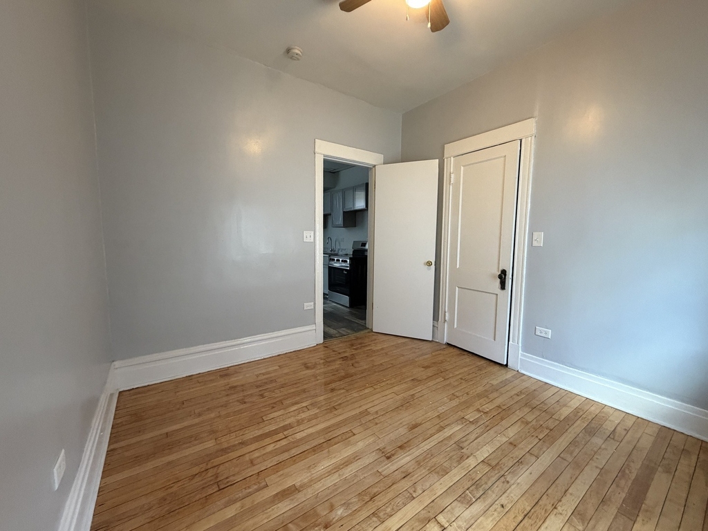 7817 S South Shore Drive - Photo 9