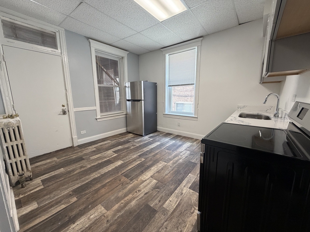 7817 S South Shore Drive - Photo 12