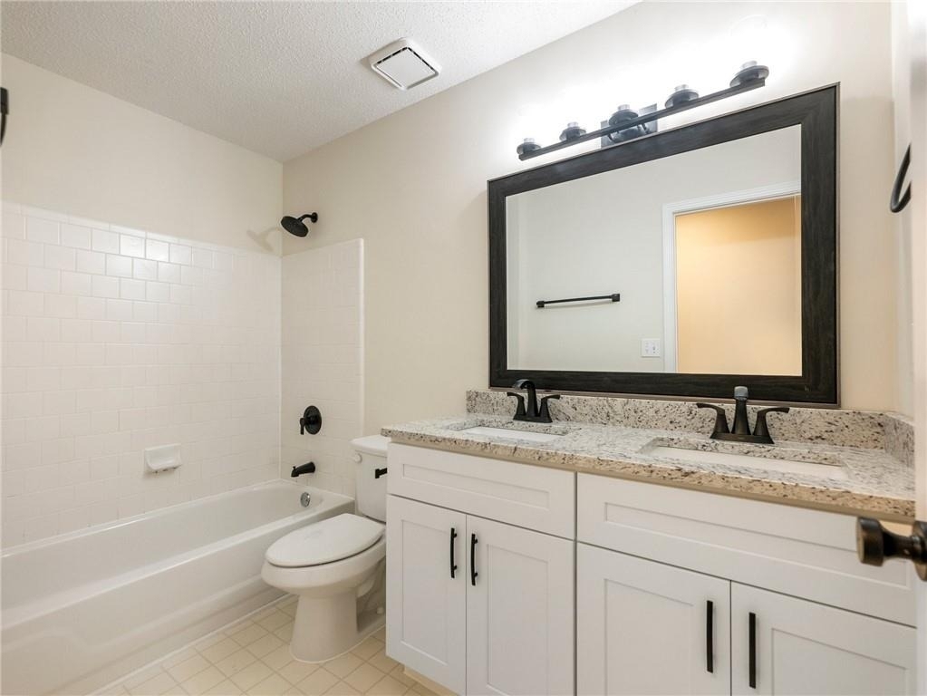 10100 Barston Court - Photo 14