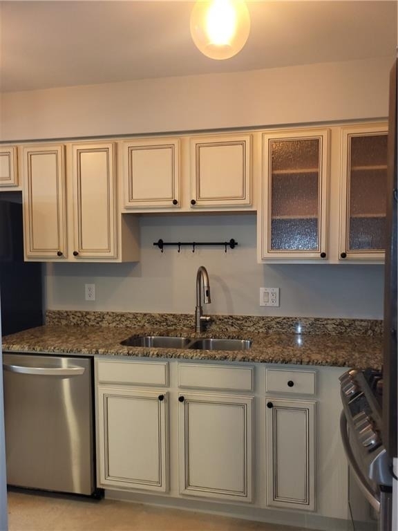 6980 Roswell Road - Photo 5