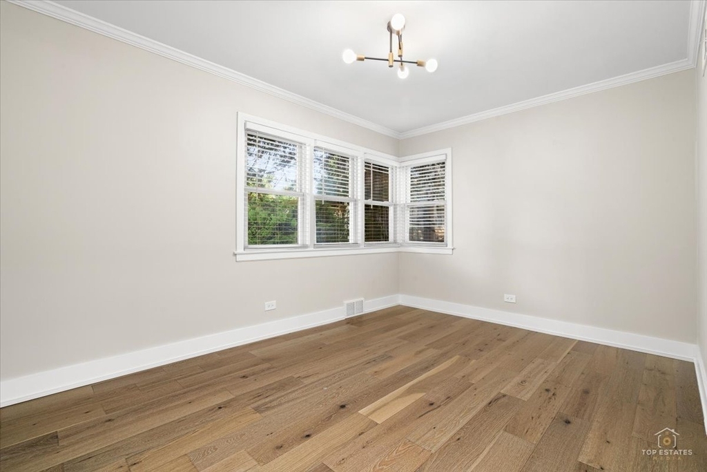 463 Longfellow Avenue - Photo 16