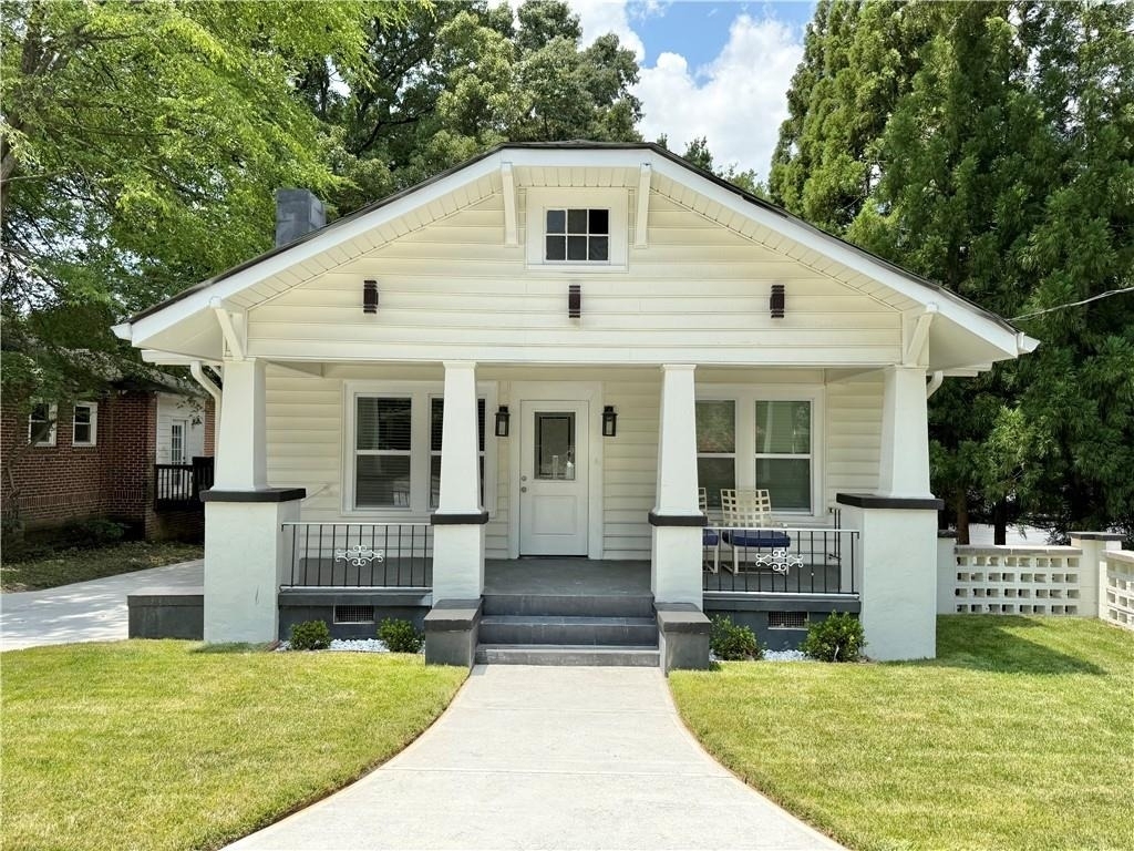 2194 Bolton Road Nw - Photo 0