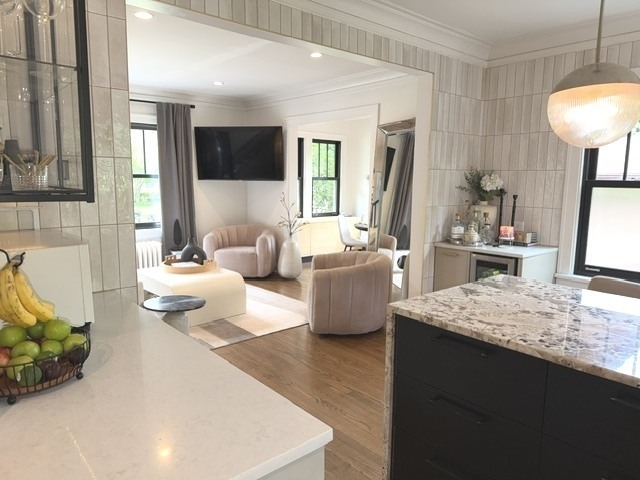 738 N Pine Avenue - Photo 9