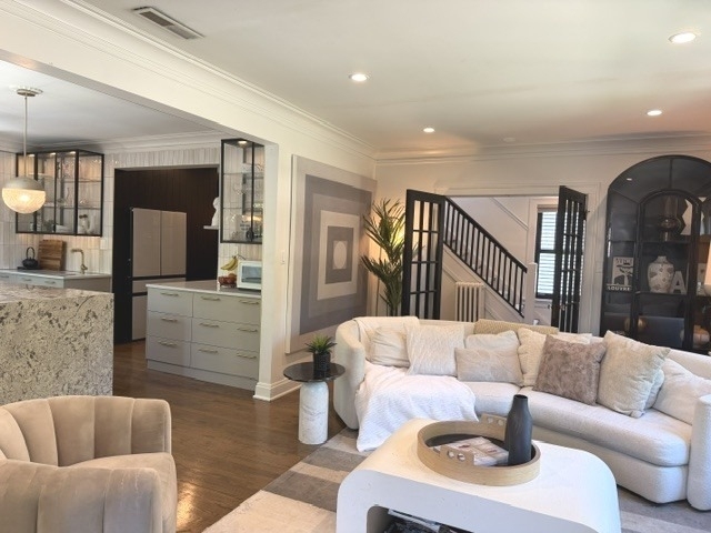 738 N Pine Avenue - Photo 7