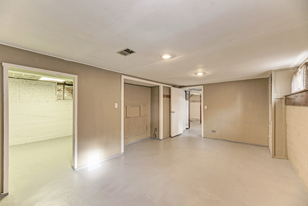 4915 Edward Avenue - Photo 19