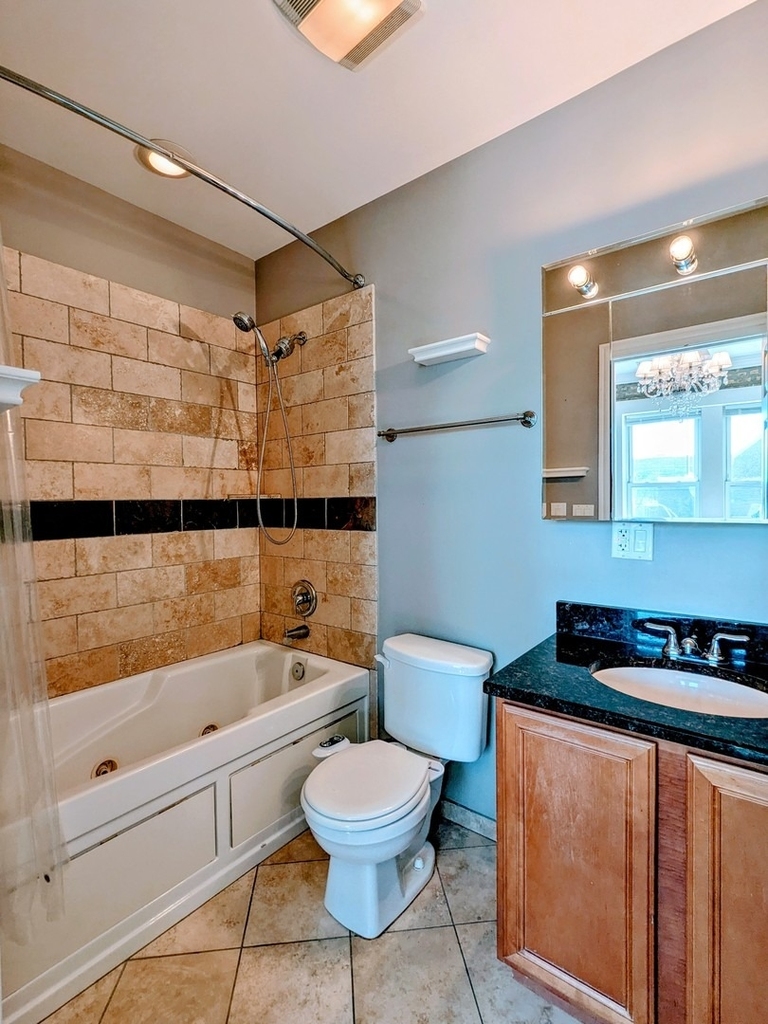 6146 N Ravenswood Avenue - Photo 13