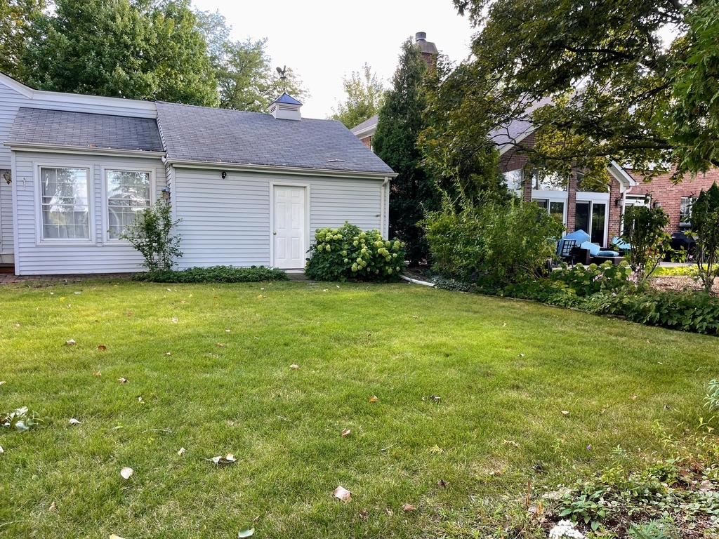 2546 Laurel Lane - Photo 10