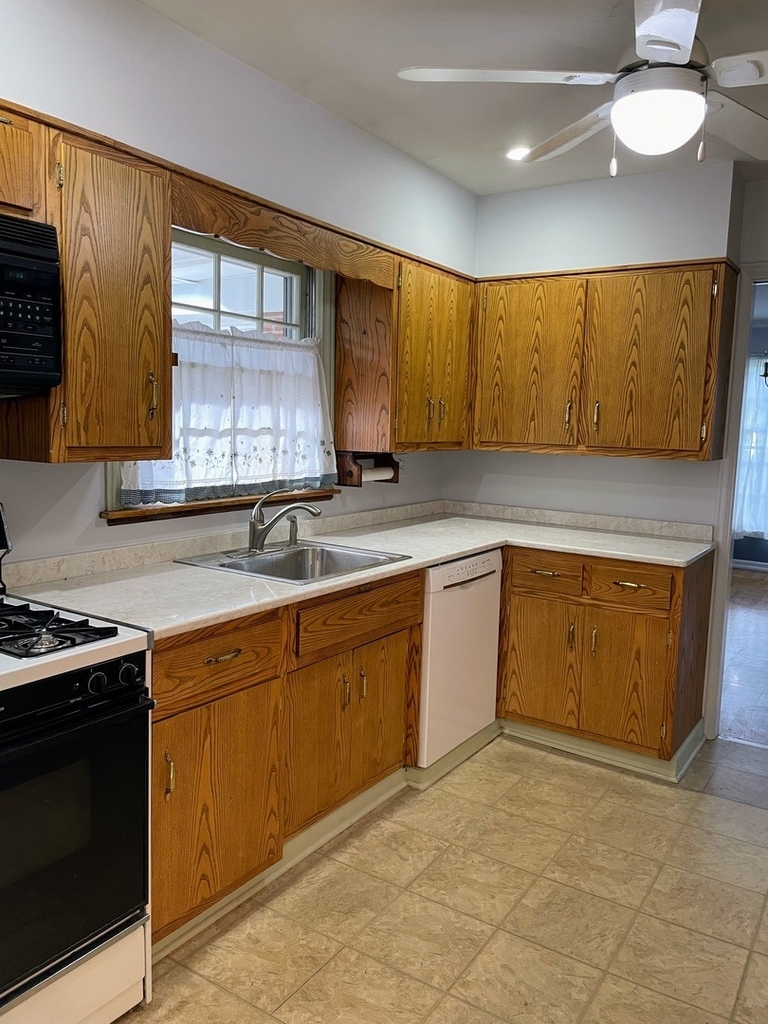 2546 Laurel Lane - Photo 12
