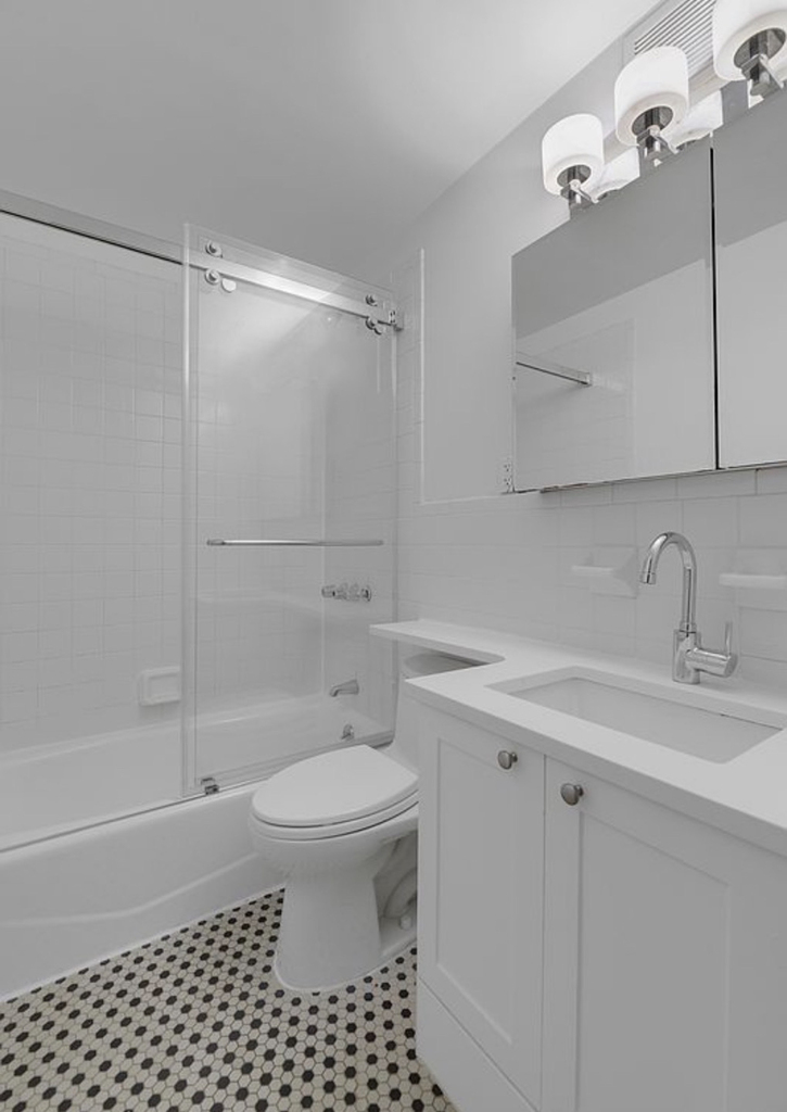 121 Madison Avenue - Photo 8