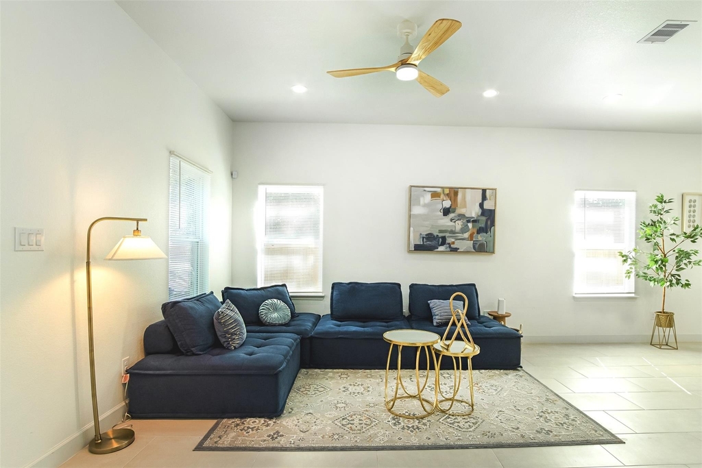 4114 Ward Street - Photo 9