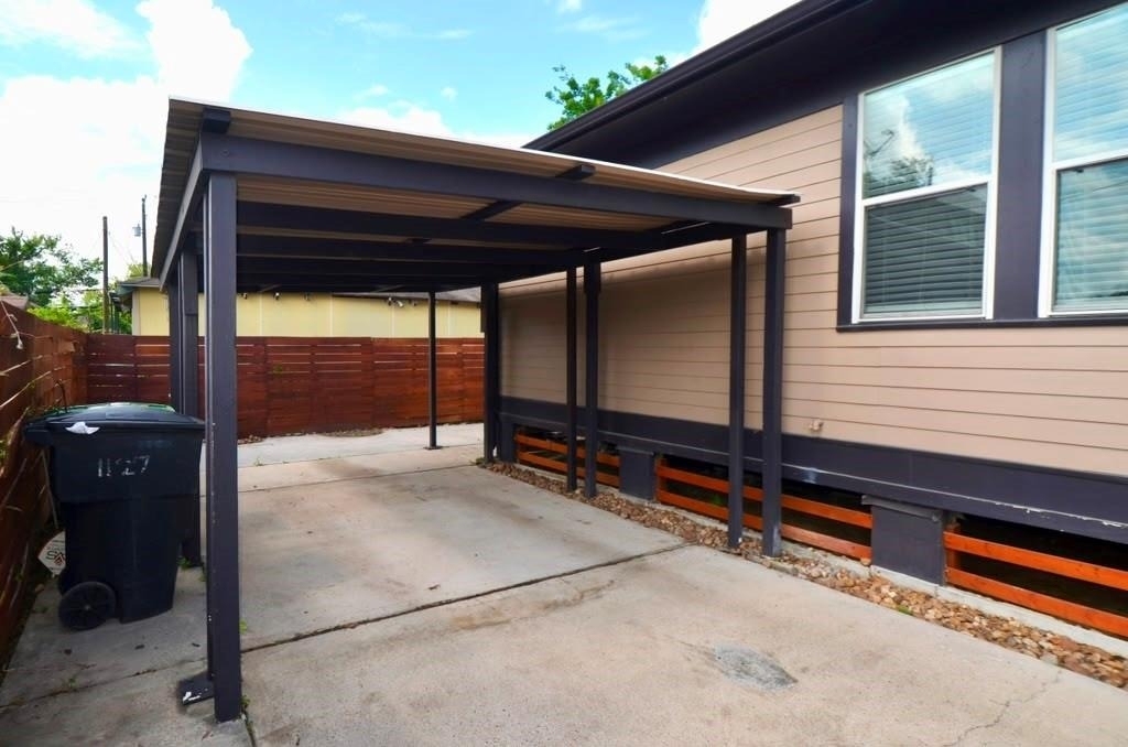 1127 Hammock Street - Photo 10