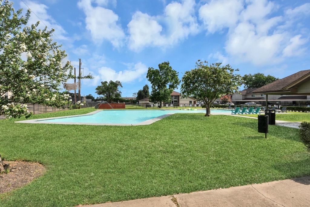 1701 Upland Drive - Photo 19