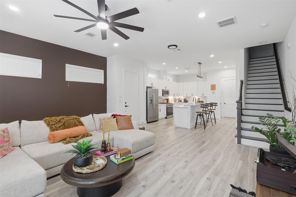 6833 Paris Street - Photo 1