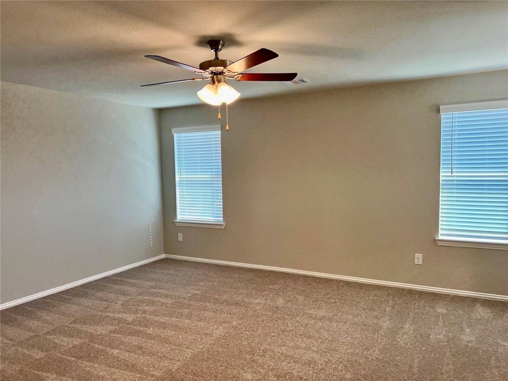 31418 Horseshoe Meadow Bend - Photo 18