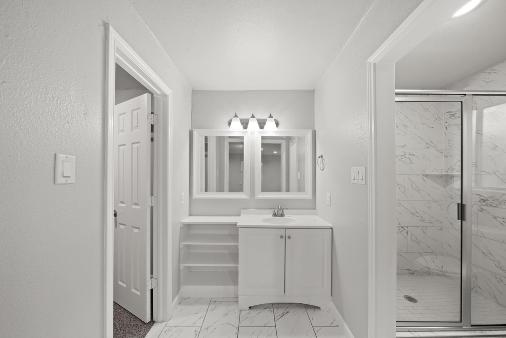 4926 Hull Street - Photo 9