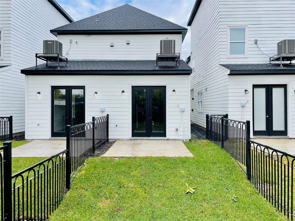3255 Real Street - Photo 6