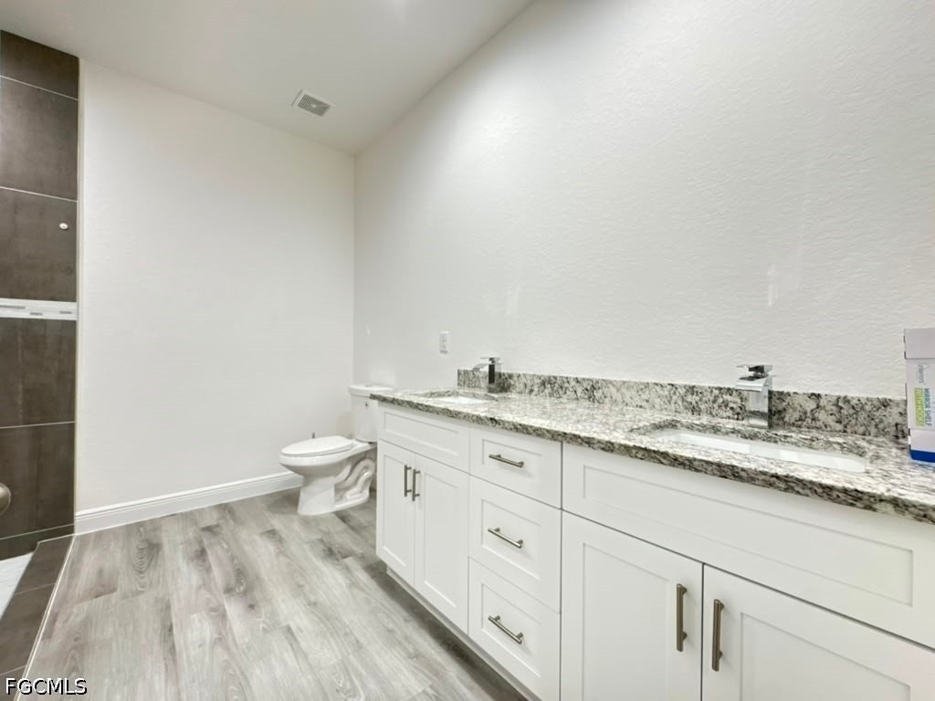 537 Greenbriar Boulevard - Photo 3