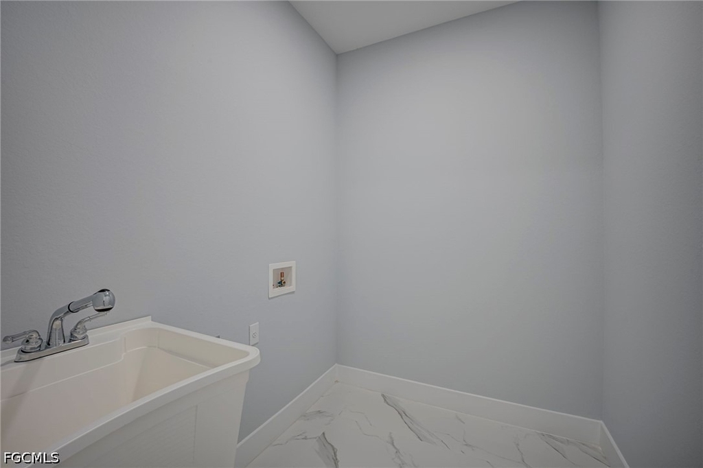 872 Spaulding Street E - Photo 24