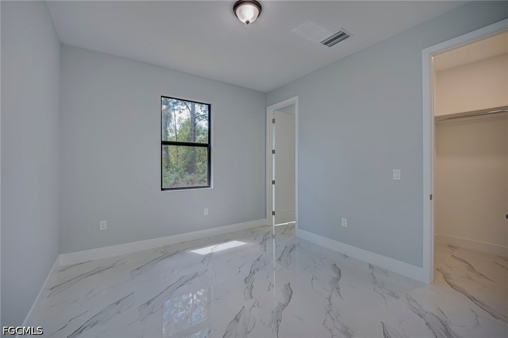 872 Spaulding Street E - Photo 20