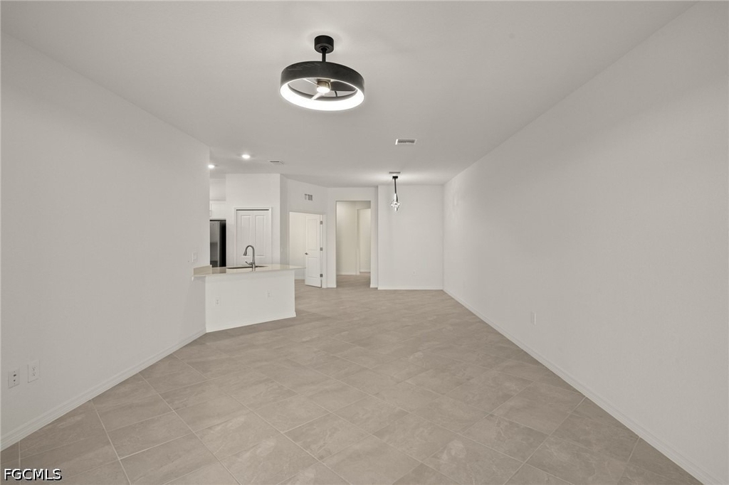 44331 Topmast Terrace - Photo 4