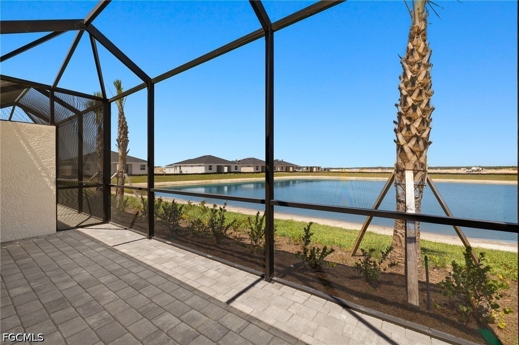 44331 Topmast Terrace - Photo 28
