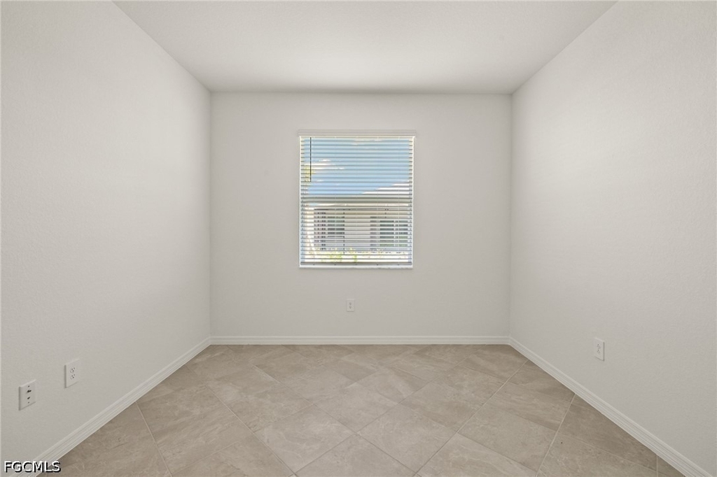 44331 Topmast Terrace - Photo 15
