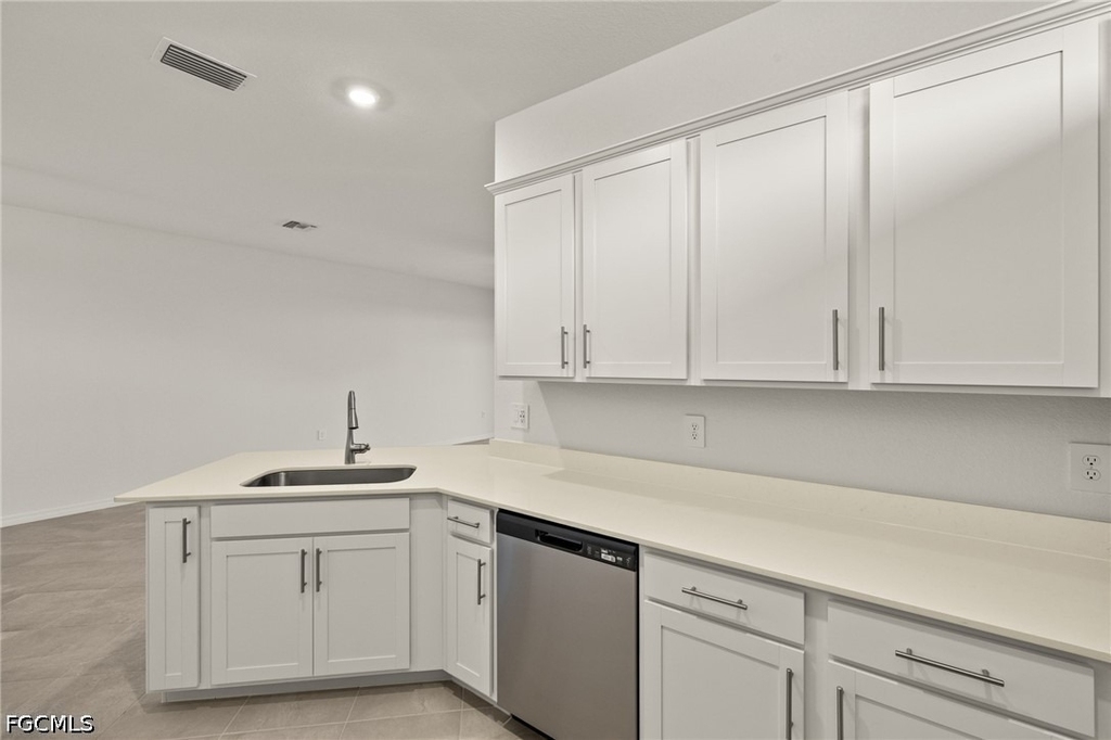 44331 Topmast Terrace - Photo 7