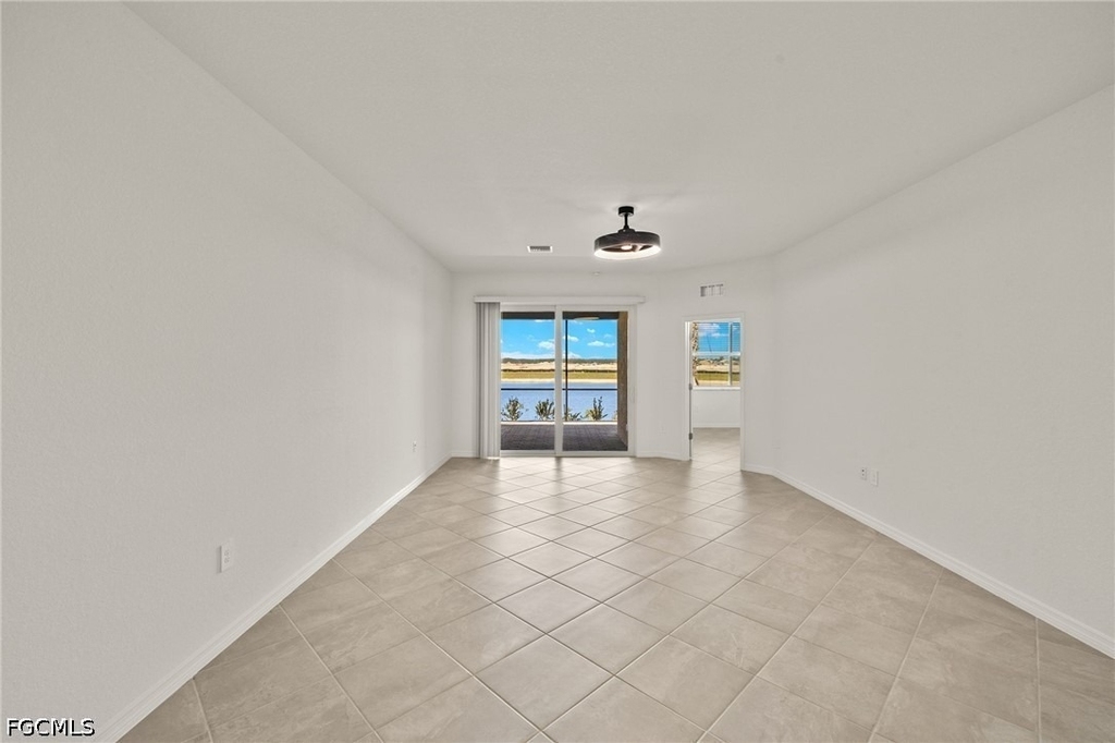 44331 Topmast Terrace - Photo 12