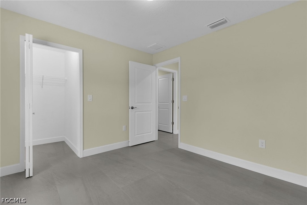 2601 48th Street W - Photo 18