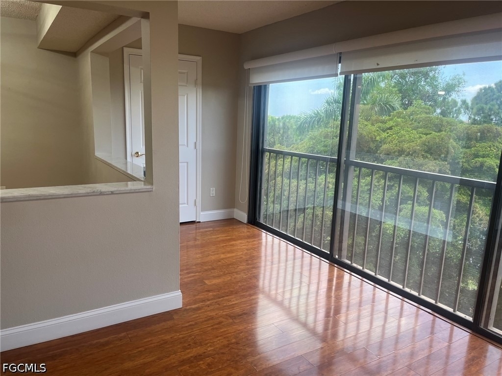 7430 Lake Breeze Drive - Photo 16