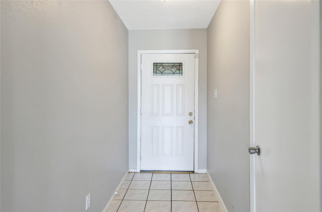 11710 Old Telegraph Road - Photo 3