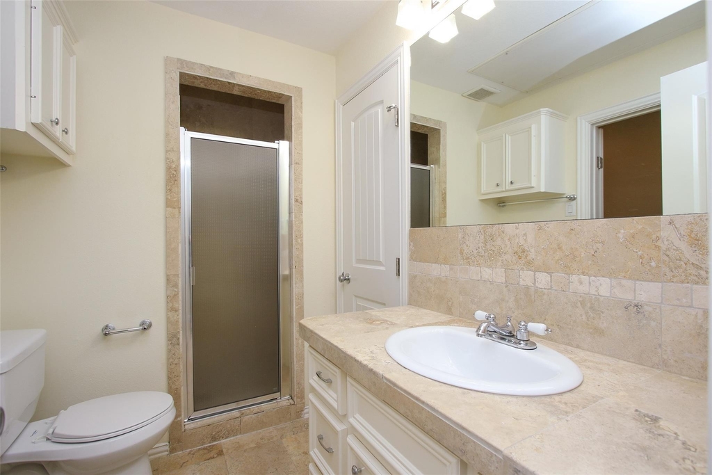 2701 Helena Street - Photo 8