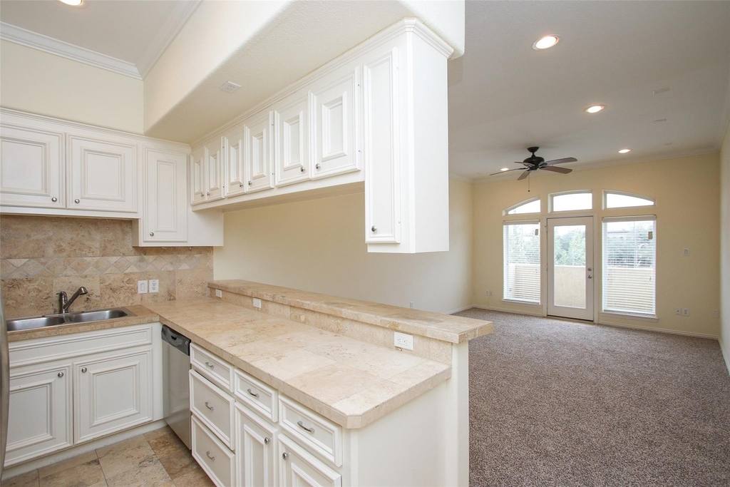 2701 Helena Street - Photo 11