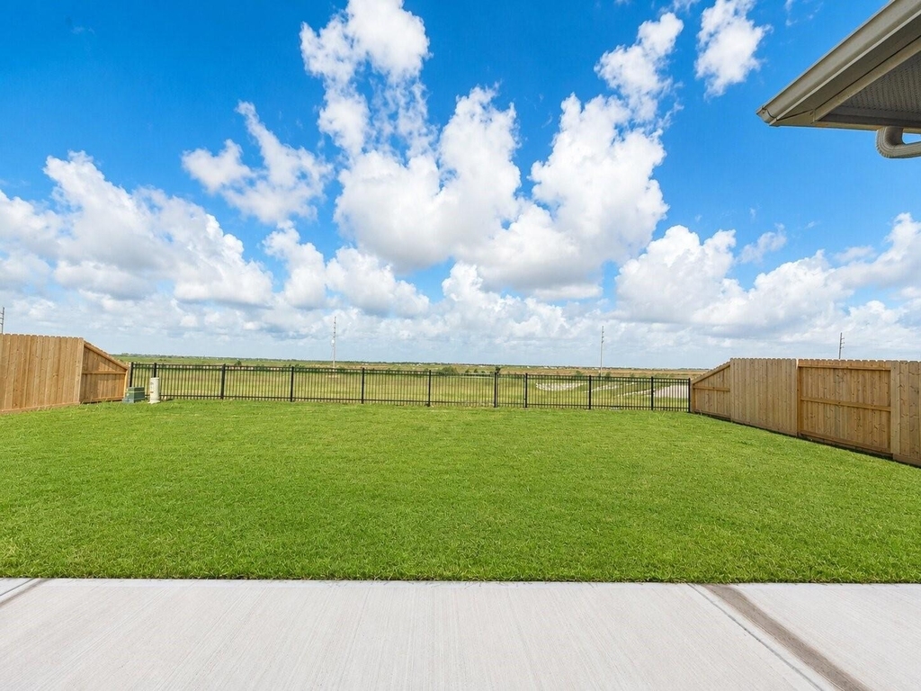10519 Bright Cloud Drive - Photo 19