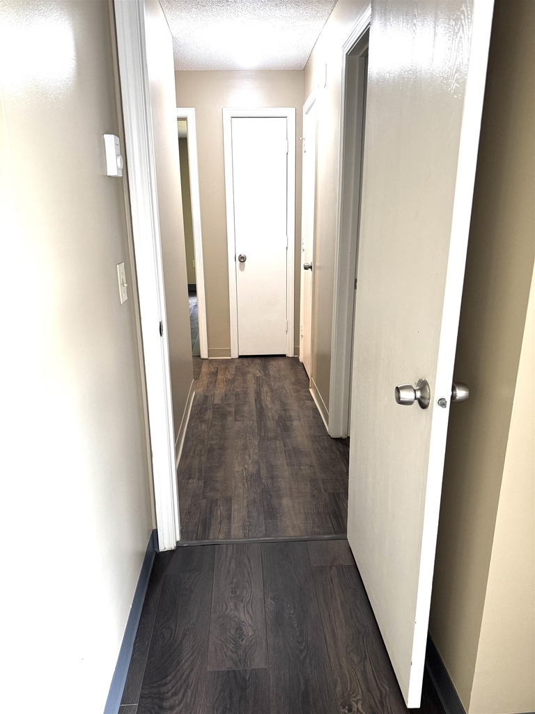 130 Eastern - Photo 11