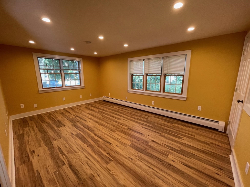 63 Main - Photo 9