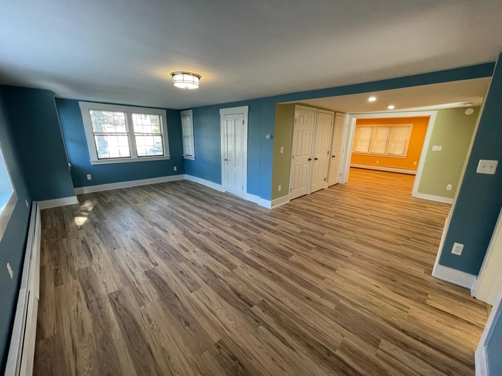 63 Main - Photo 7