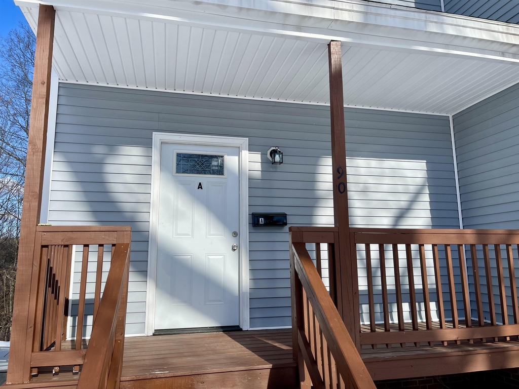 90 Pleasant - Photo 0