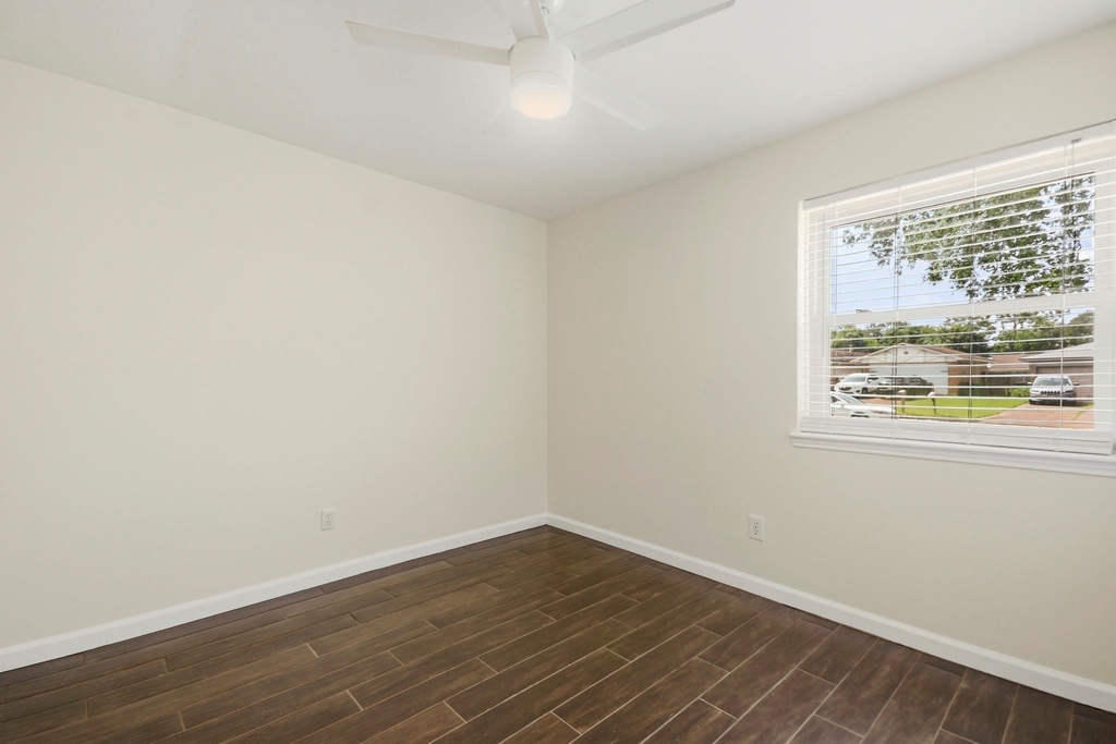 830 Seacliff Drive - Photo 10