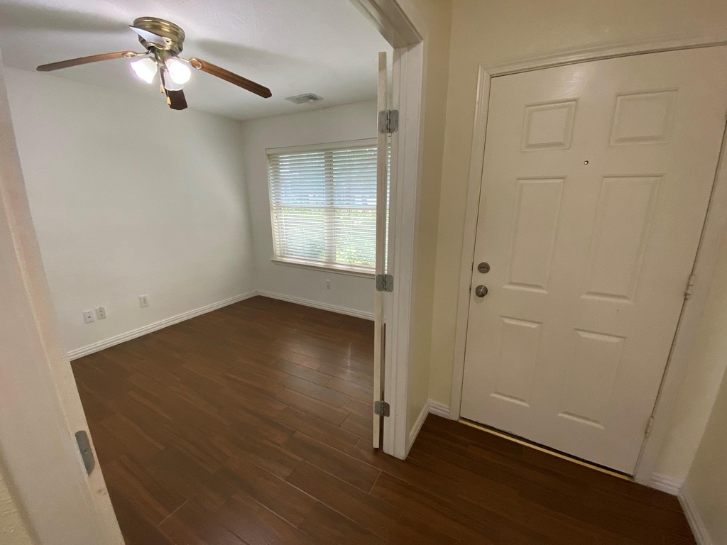 2818 Orchid Tree Lane - Photo 2