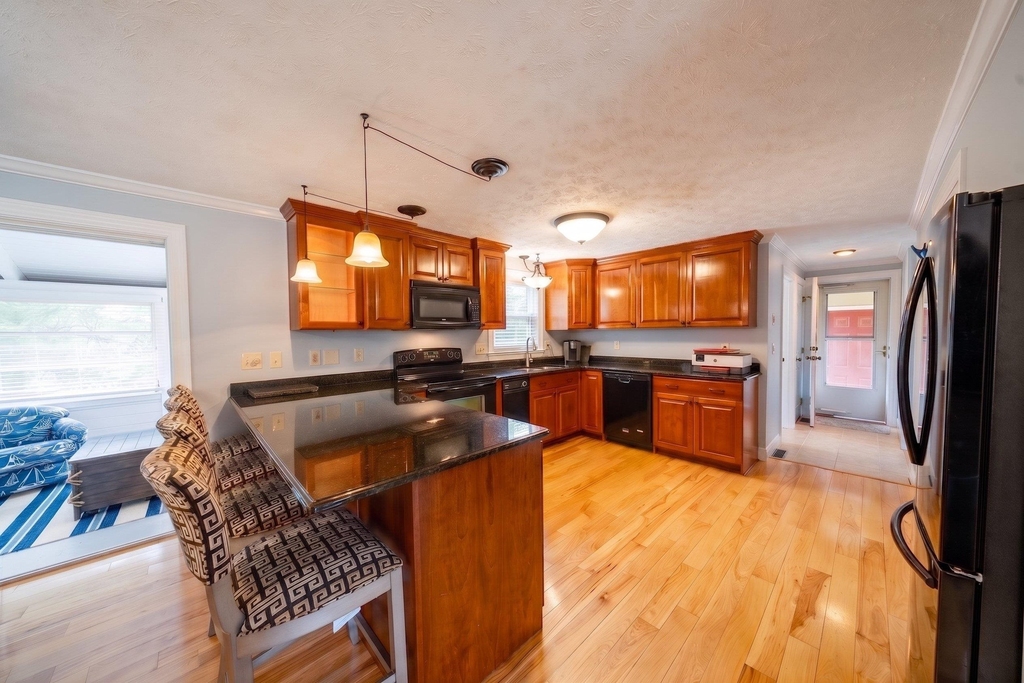 246 Winding Pond - Photo 8