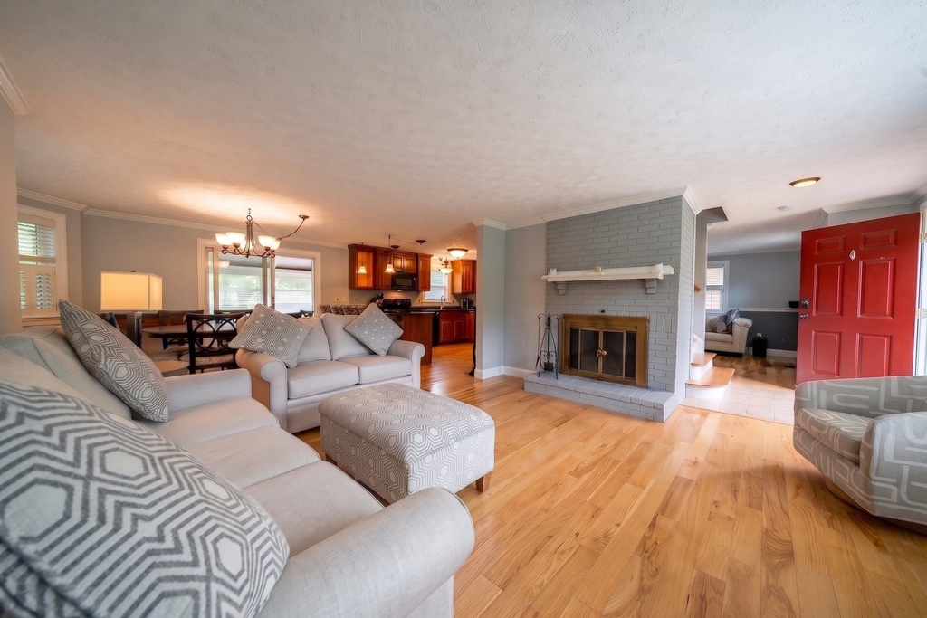 246 Winding Pond - Photo 2