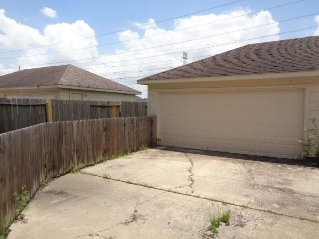 16807 Mammoth Springs Dr - Photo 3