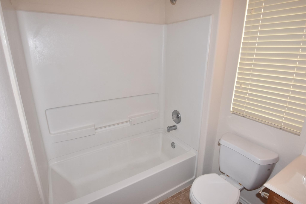 16807 Mammoth Springs Dr - Photo 30