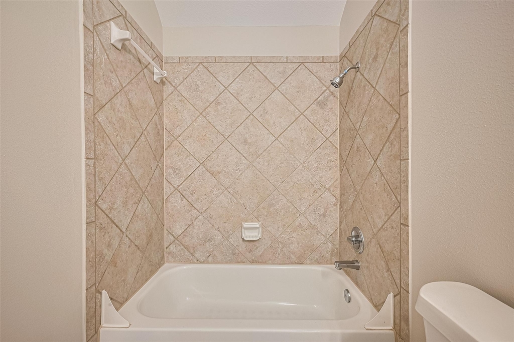 20834 Avery Cove Lane - Photo 41