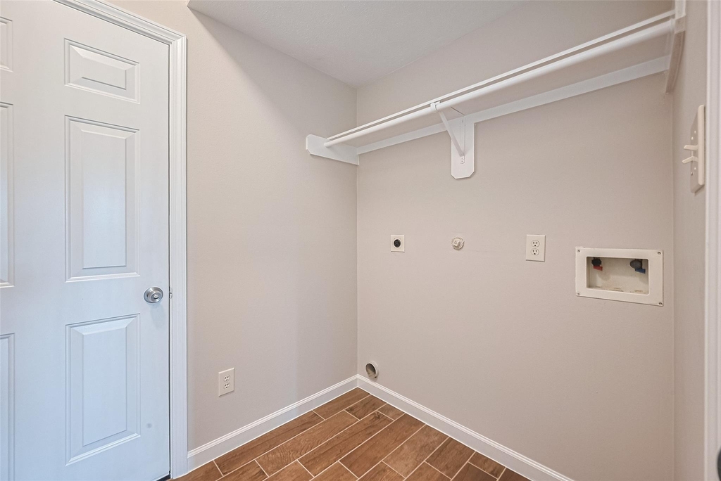 20834 Avery Cove Lane - Photo 22