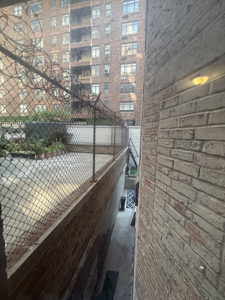 191 East 76th Street - Photo 2