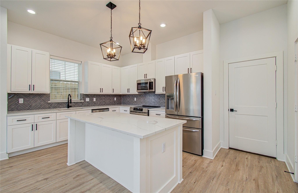 6420 Highland Pine Lane - Photo 14