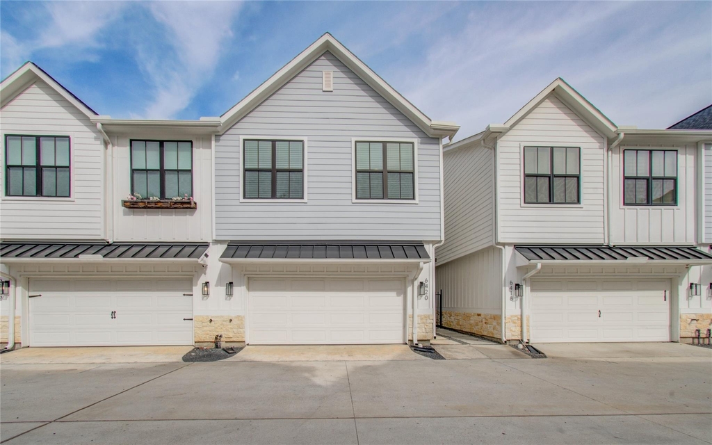 6420 Highland Pine Lane - Photo 0