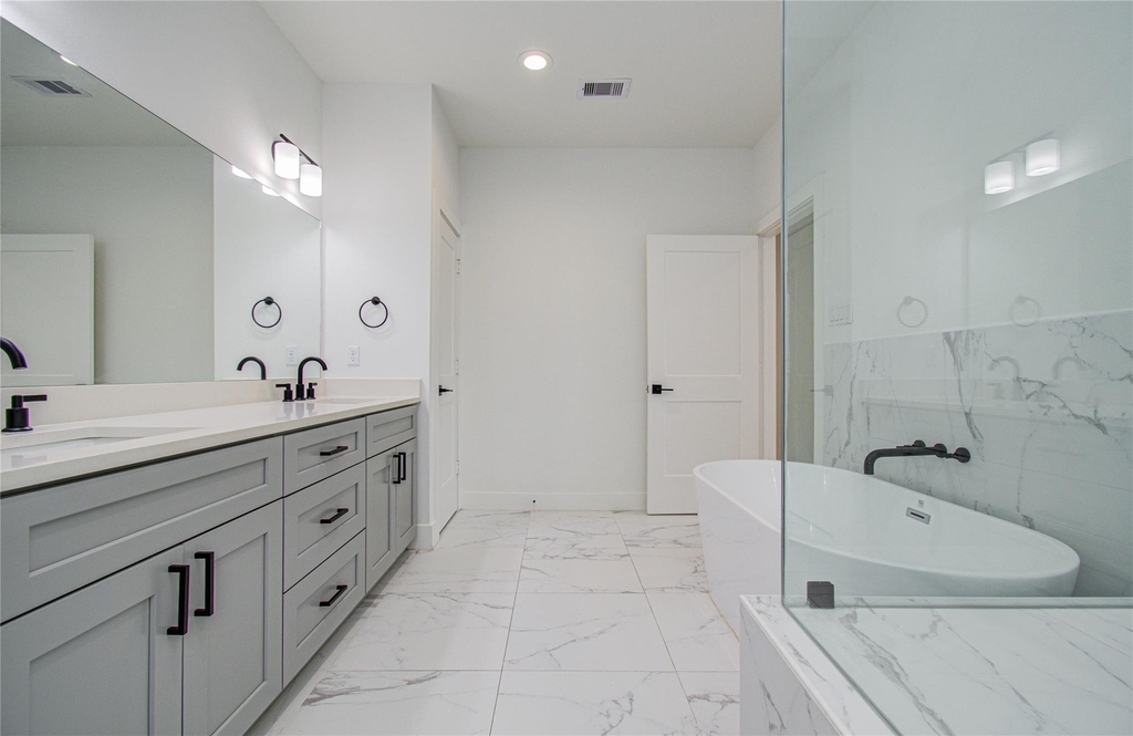 6420 Highland Pine Lane - Photo 20